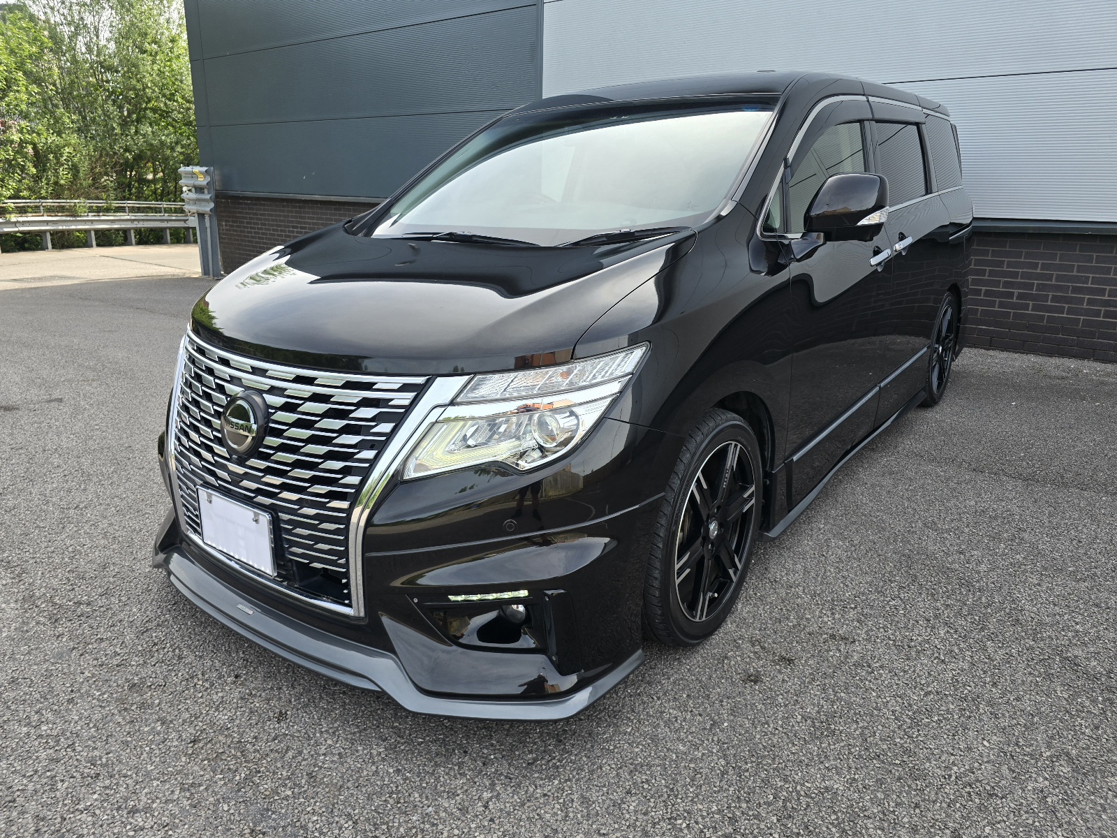 2014 Nissan Elgrand 3.5 V6 Nismo Edition