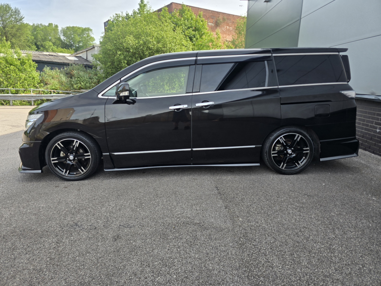 2014 Nissan Elgrand 3.5 V6 Nismo Edition