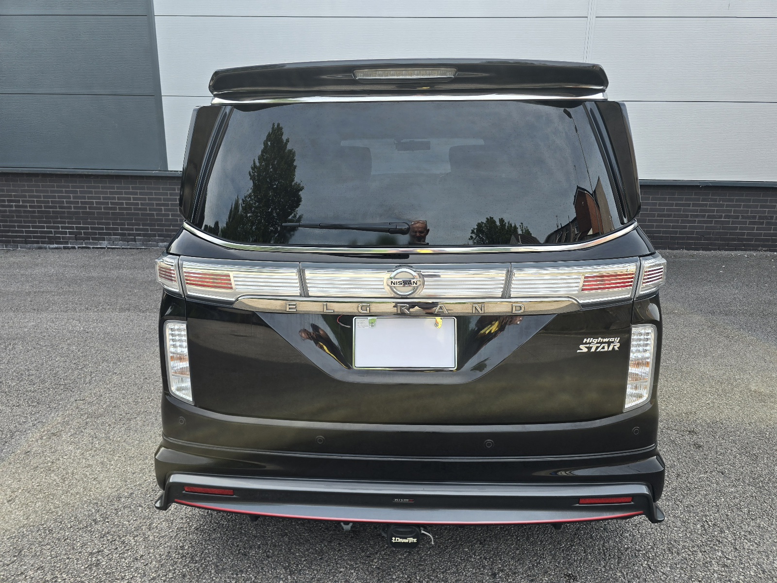 2014 Nissan Elgrand 3.5 V6 Nismo Edition