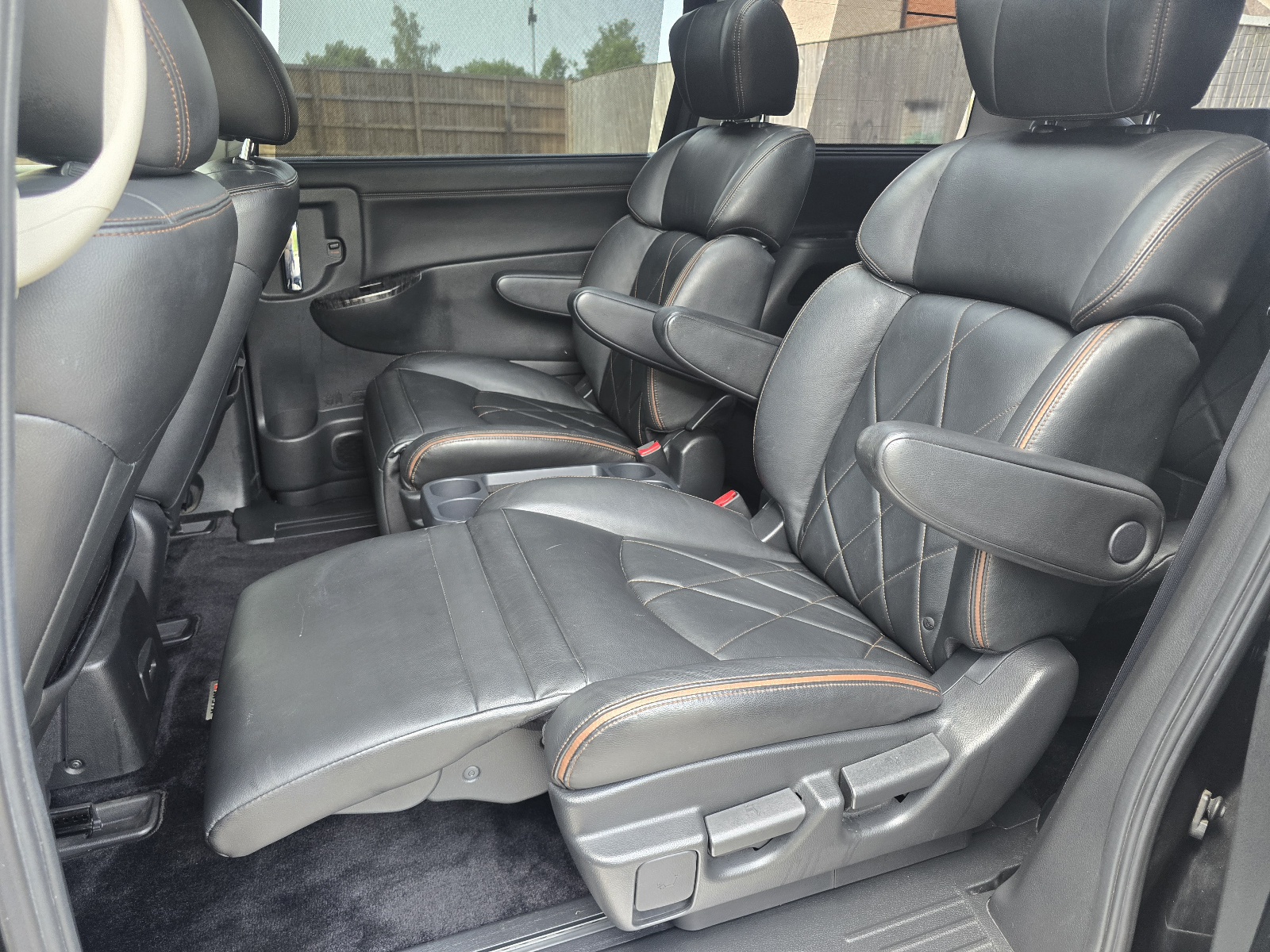 2014 Nissan Elgrand 3.5 V6 Nismo Edition
