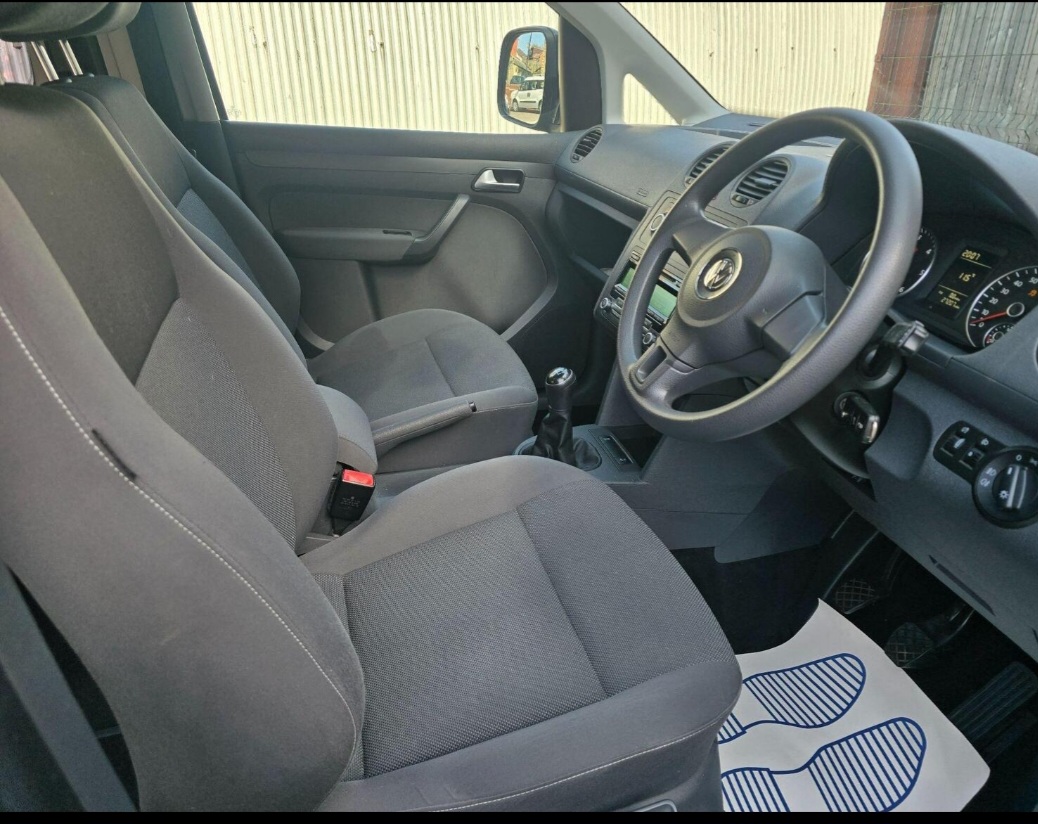 2016 Volkswagen Caddy Maxi Life 1.6 TDI CR MPV 5dr Diesel Micro Camper