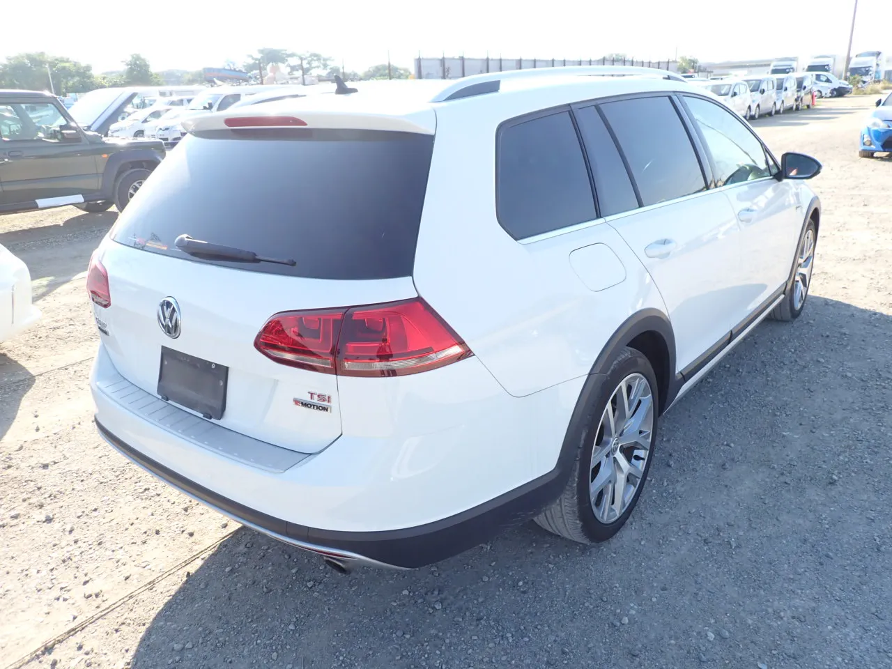 2016 Volkswagen Golf 1.8 TSI Alltrack 1.8 Automatic - photo 2