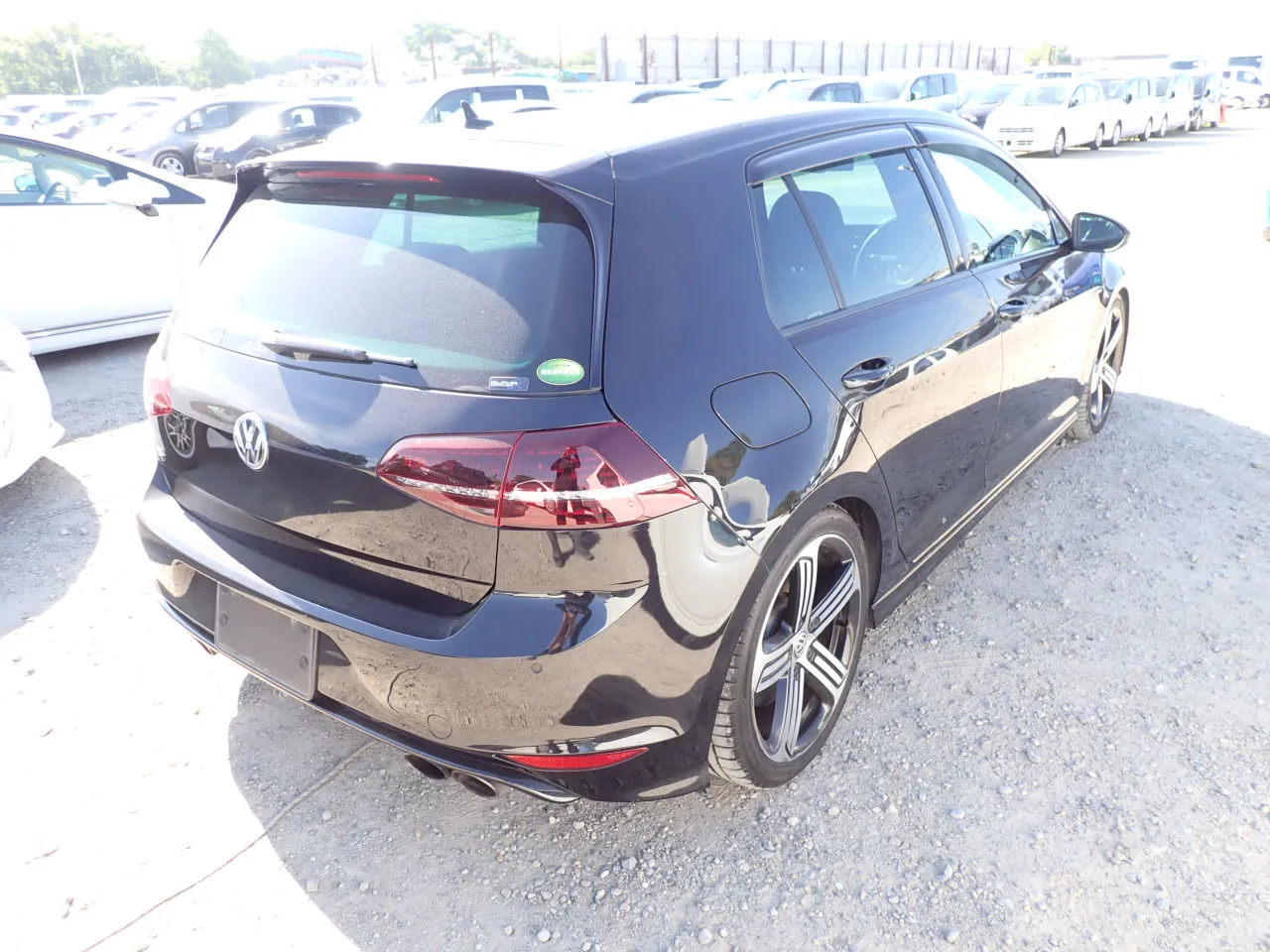 2014 Volkswagen Golf 2.0 TSI BlueMotion Tech R DSG 4Motion 5dr - photo 2
