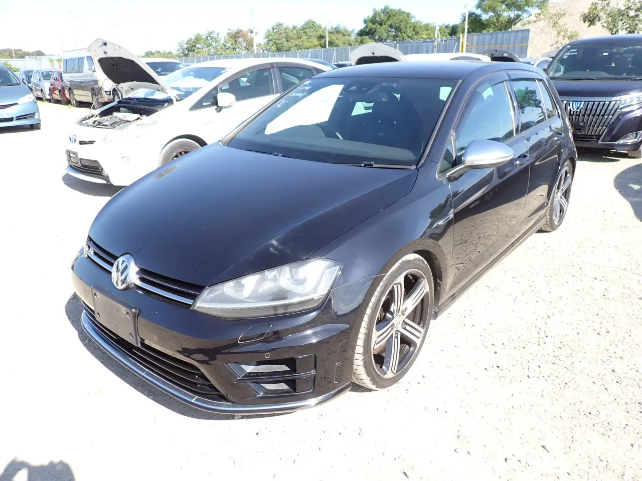 2014 Volkswagen Golf 2.0 TSI BlueMotion Tech R DSG 4Motion 5dr - photo 3