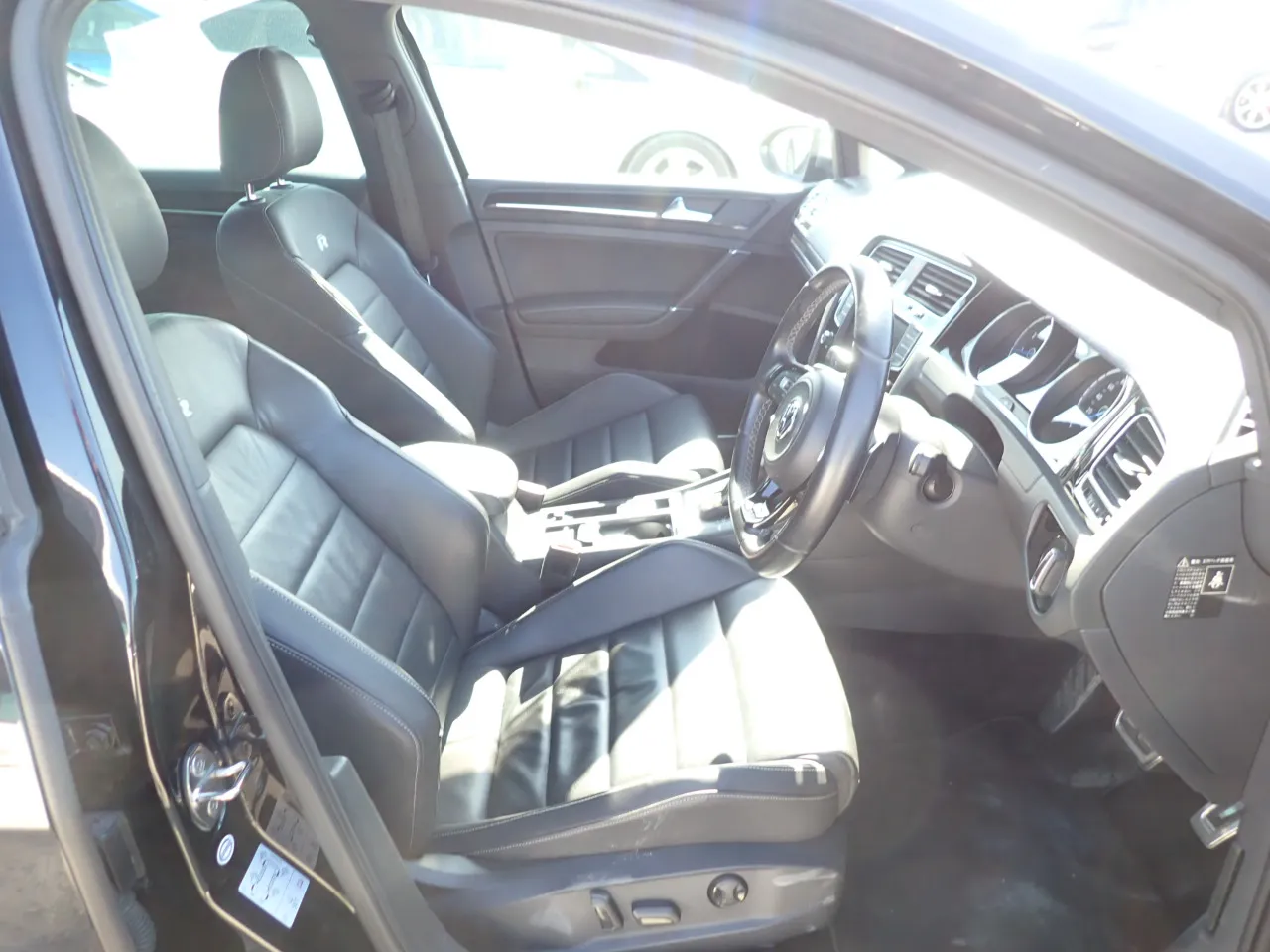 2014 Volkswagen Golf 2.0 TSI BlueMotion Tech R DSG 4Motion 5dr - photo 5