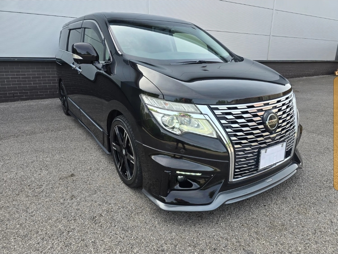 2014 Nissan Elgrand 3.5 V6 Nismo Edition